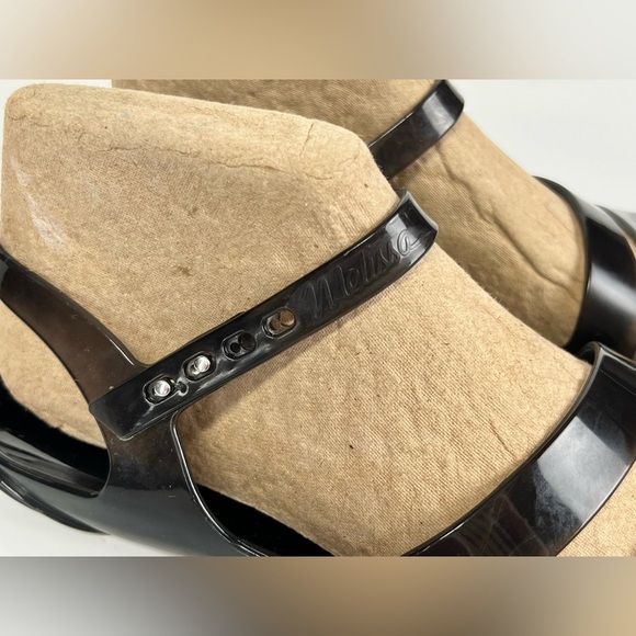 MELISSA Black strappy rubber sandals size 38. - Picture 8 of 9